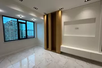 Satılır Yeni Tikili Nəsimi Bazarında