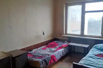 Satılır Köhnə Tikili 8-ci Kilometrdə