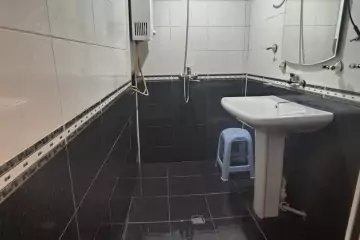 Satılır Köhnə Tikili Xalqlar Dostluğuda