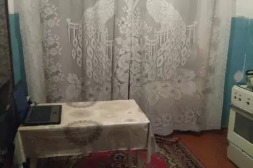 Satılır Köhnə Tikili şirvanda