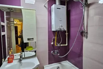 Aylıq Kirayə Köhnə Tikili Elmler Akademiyasıda