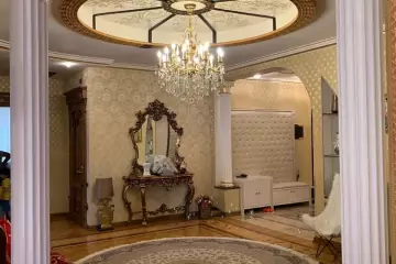 Satılır Yeni Tikili Neftçi Bazasında