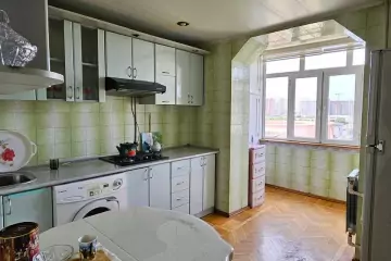 Aylıq Kirayə Köhnə Tikili Elmler Akademiyasıda