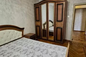 Aylıq Kirayə Köhnə Tikili Elmler Akademiyasıda