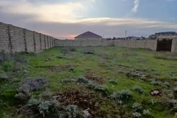 Satılır Torpaq Binədə