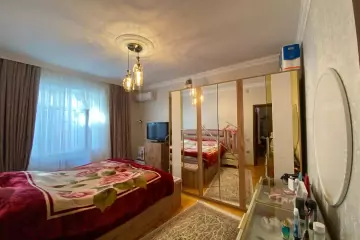 Satılır Həyət Evi Zabrat Qəsəbəsida