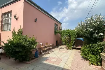 Satılır Həyət Evi Zabrat Qəsəbəsida