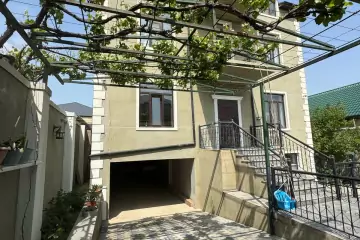 Satılır Həyət Evi Biləcəridə