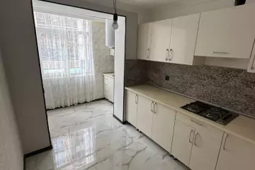 Satılır Köhnə Tikili Beşmərtəbədə
