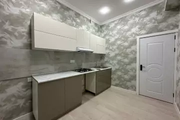 Satılır Köhnə Tikili Bakıxanovda