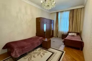 Satılır Yeni Tikili Dostluq Kinoteatrında