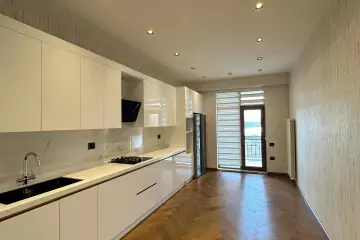 Satılır Yeni Tikili Nərimanov Parkı