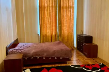 Satılır Yeni Tikili Dostluq Kinoteatrında