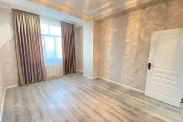 Satılır Yeni Tikili Bakıxanovda