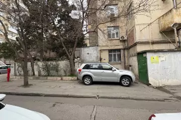 Satılır Obyekt Bakı Kinoteatrıda