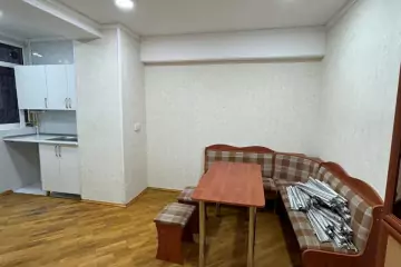 Satılır Köhnə Tikili Gənclikdə