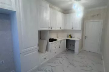 Satılır Yeni Tikili Bakıxanovda