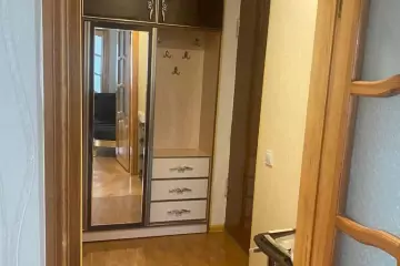 Aylıq Kirayə Köhnə Tikili Elmler Akademiyasıda