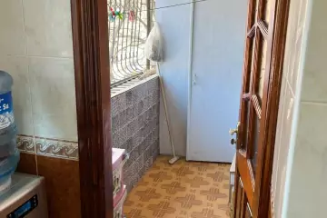 Satılır Köhnə Tikili Heydər əliyev Parkıda
