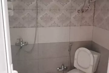 Satılır Yeni Tikili Qurtuluş 93da