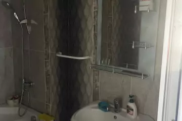 Satılır Köhnə Tikili Yeni Günəşlidə