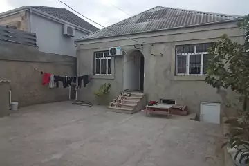 Satılır Həyət Evi Buzovnada