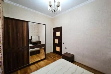Satılır Yeni Tikili 8-ci Kilometrdə