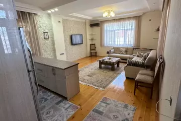 Satılır Həyət Evi Buzovnada