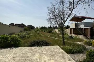 Satılır Həyət Evi Buzovnada