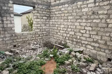 Satılır Həyət Evi Mərkəzi Poçtda
