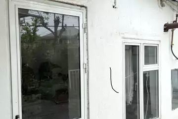 Satılır Həyət Evi Mərkəzi Poçtda