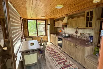 Satılır Həyət Evi Buzovnada