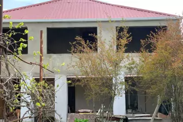 Satılır Həyət Evi Maştağada