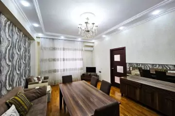 Satılır Yeni Tikili 8-ci Kilometrdə