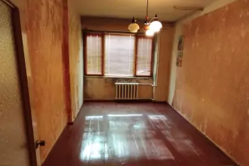 Satılır Köhnə Tikili Bakıxanovda