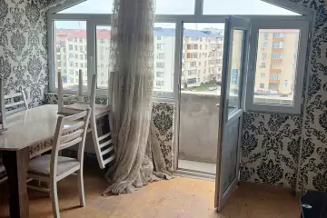 Satılır Yeni Tikili Qurtuluş 93da