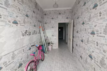 Satılır Yeni Tikili Masazırda