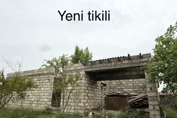 Satılır Həyət Evi Mərkəzi Poçtda