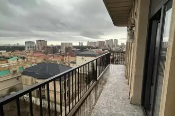 Satılır Yeni Tikili Badamdarda