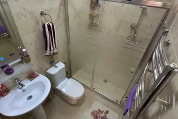 Satılır Bağ Evi Buzovnada