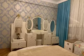 Satılır Yeni Tikili Yeni Yasamalda
