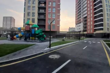 Satılır Yeni Tikili 8-ci Kilometrdə