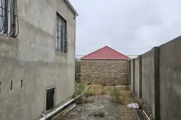 Satılır Həyət Evi Buzovnada