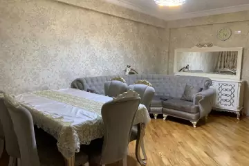 Satılır Yeni Tikili Yeni Yasamalda