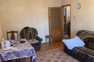 Satılır Köhnə Tikili Yeni Günəşlidə