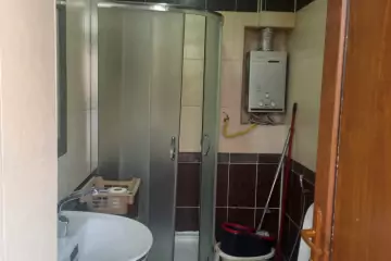 Aylıq Kirayə Köhnə Tikili İçərişəhərdə