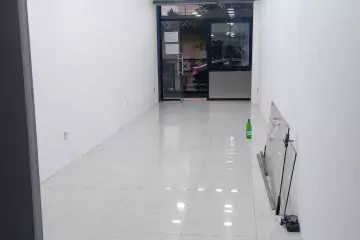 Aylıq Kirayə Köhnə Tikili şərq Bazarında