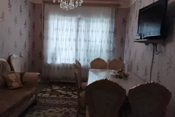 Satılır Köhnə Tikili Xəzər Dairəsida