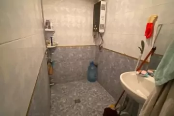 Satılır Köhnə Tikili Bakıxanovda