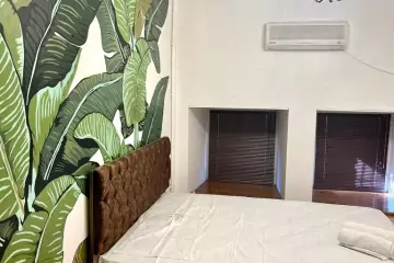 Aylıq Kirayə Köhnə Tikili Mərkəzdə